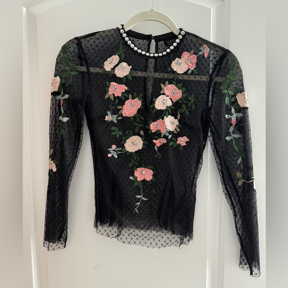 Sexy classy top!